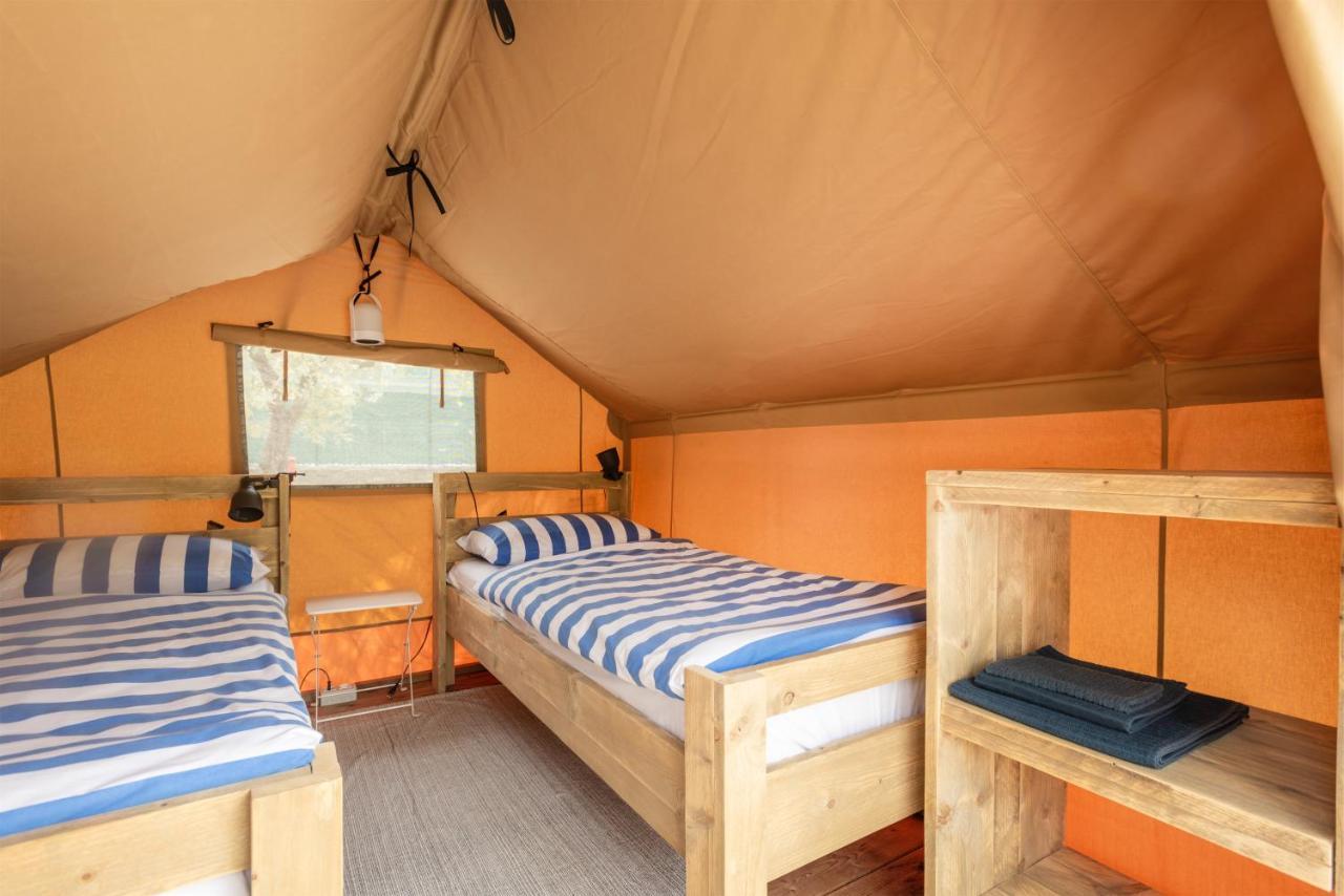 Al Lago Camping & Rooms ริวาเดลการ์ดา ภายนอก รูปภาพ